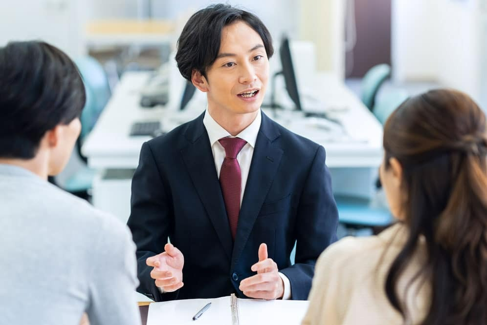 時給1800円～【営業/セールス】興味を仕事に！未経験から始める